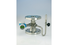 Prowirl F 200 with mounted pressure measuring unit for gases and steam (can be rotated through 360 °)