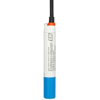 Liquiline Compact CM72 is a small transmitter for Memosens sensors.