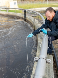 pH-Messung mit dem Handmessgerät Liquiline Mobile CML18