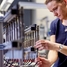 An fünf Produktionsstandorten in Deutschland, den USA und China wird das Angebot für die Flüssigkeitsanalyse gefertigt.
