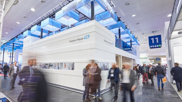 Endress+Hauser stand op een exbhition, buiten aanzicht