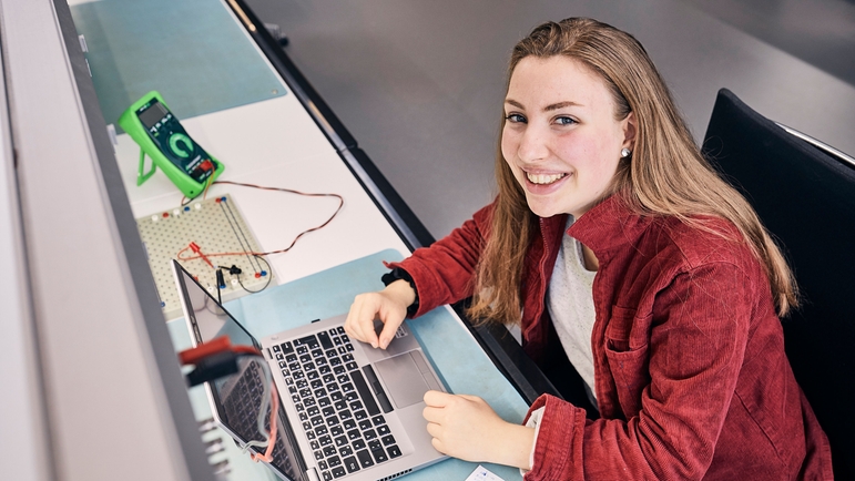 332 junge Menschen waren 2020 bei Endress+Hauser in Ausbildung.