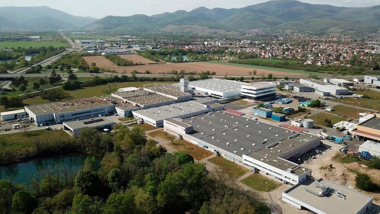 A Cernay, France, Endress+Hauser produit des débitmètres sur un total de 37000 mètres carrés.