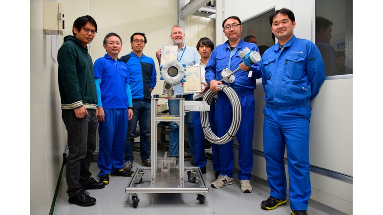 Het team van het kalibratielaboratorium  van Endress+Hauser in Yamanashi