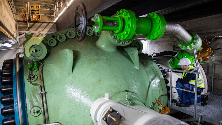 Photo de l'installation dans une centrale hydroélectrique