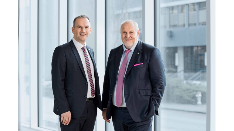 Dr. Peter Selders übernimmt als CEO und Matthias Altendorf wechselt in den Verwaltungsrat der Firmengruppe.